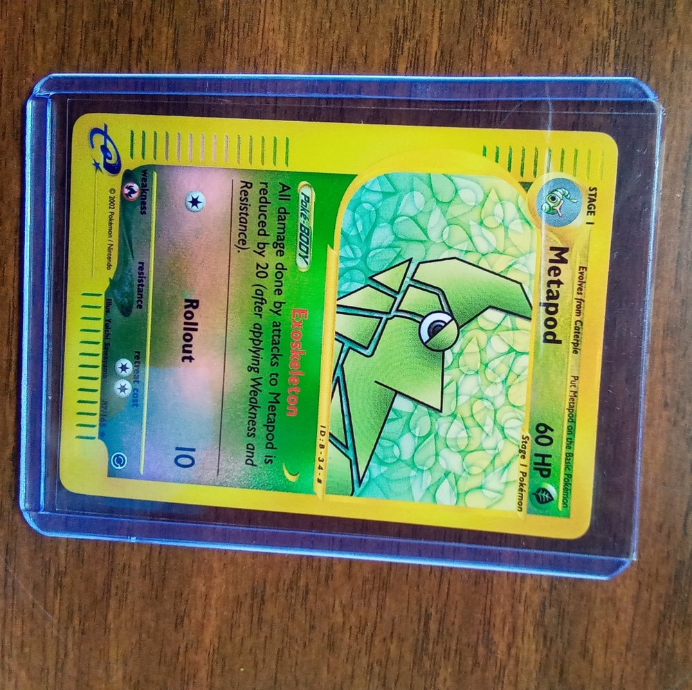 2002 Metapod Holographic Pokemon Card
